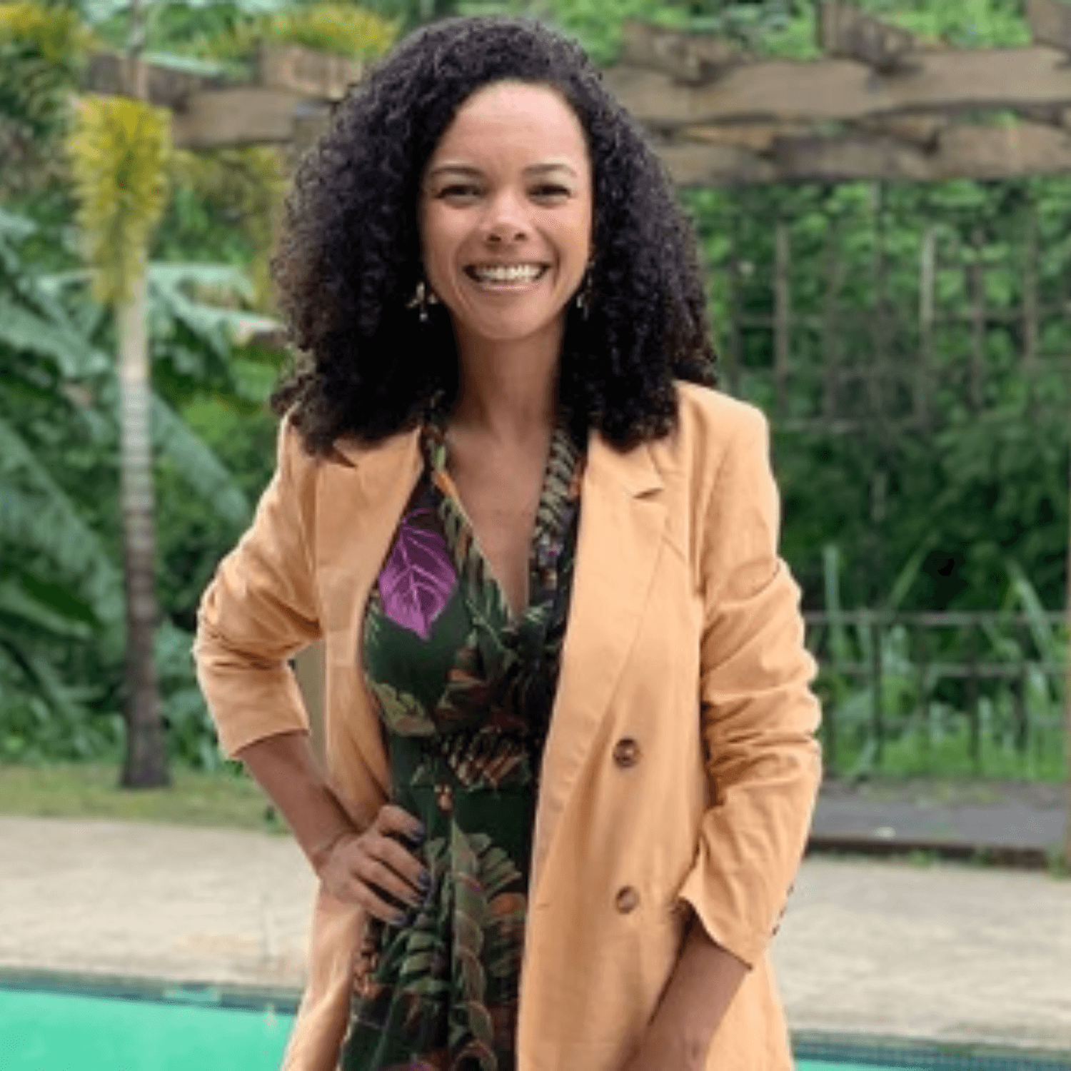 Thais Pontes